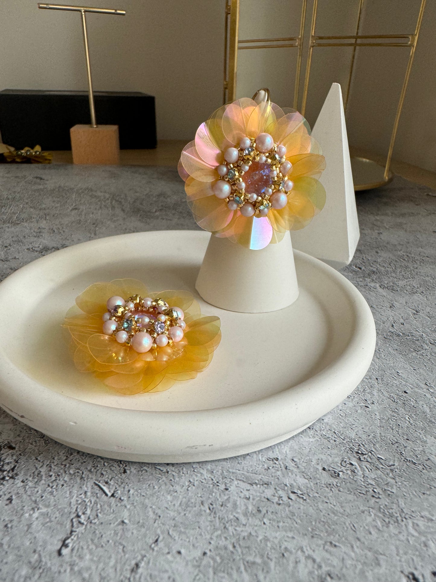 Flower earrings
