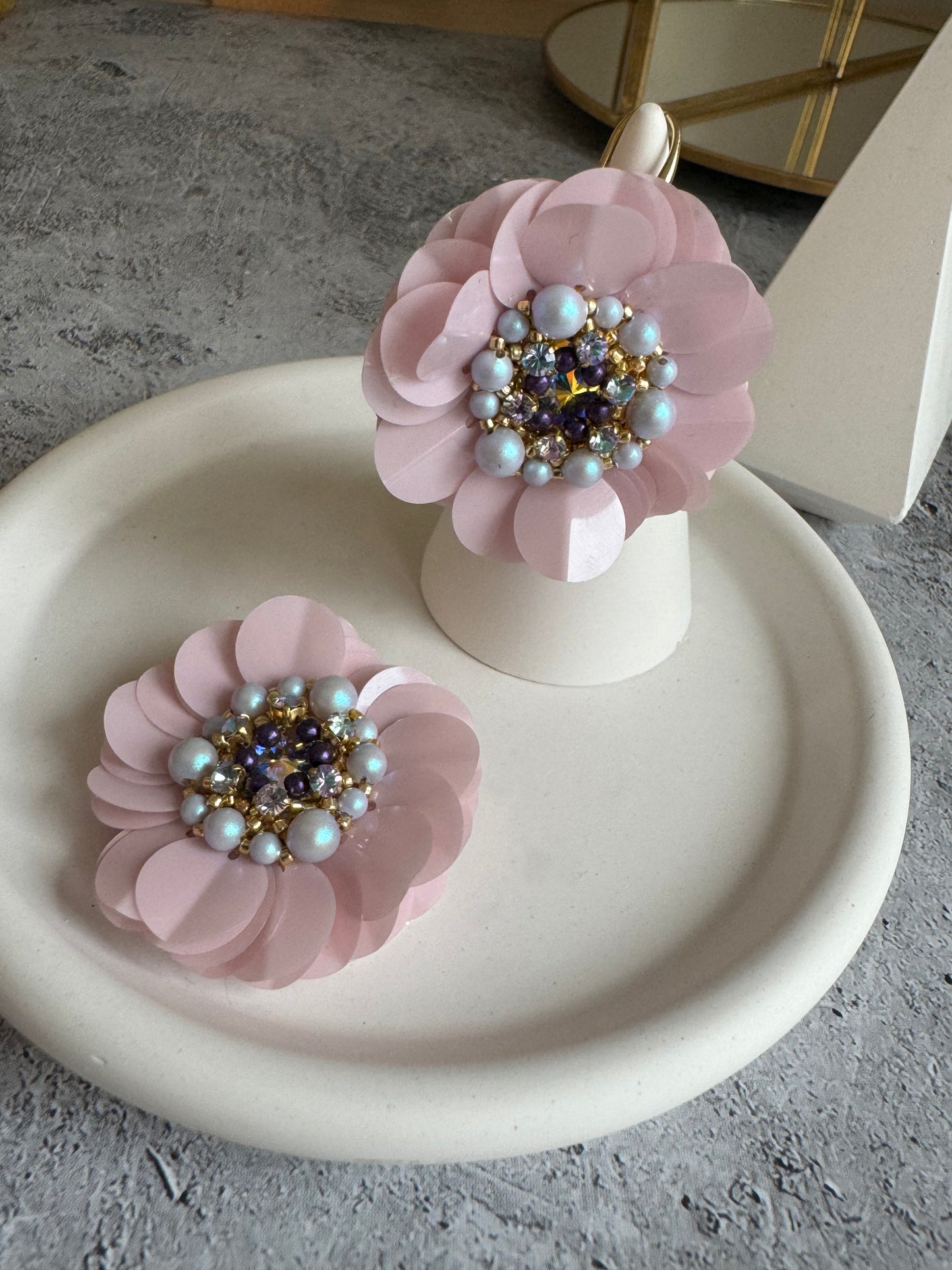 Flower earrings